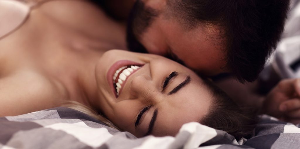 5 Ways to Spice Up Your Boring Sex Life W wife picture 5 Ways to Spice Up Your Boring Sex Life W